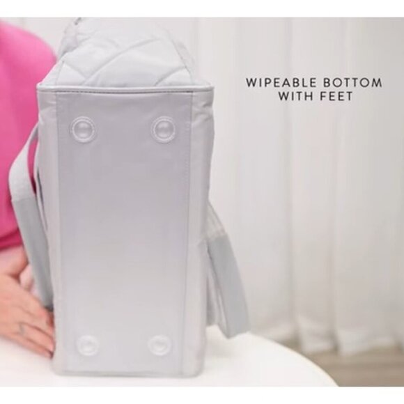 LUG Trotter Tote Bag / Shoulder Bag / Diaper Bag - Metallic Olive - Picture 14 of 15